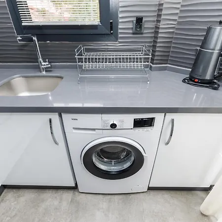 Apartament Besa *