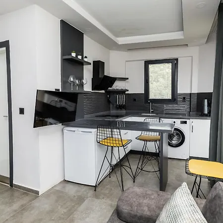 Besa Apartment *